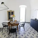 Anpati House Apart Otel *
