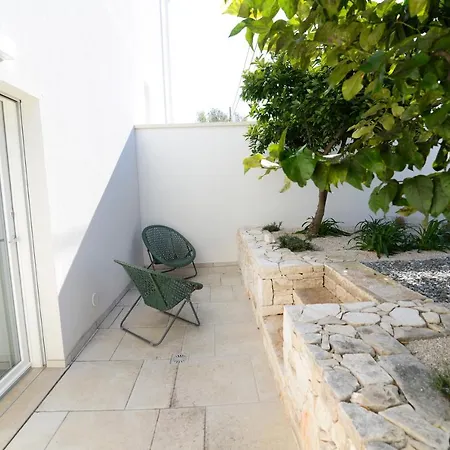 Appart hôtel Anpatì House *
