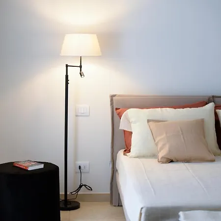 Anpati House Aparthotel *